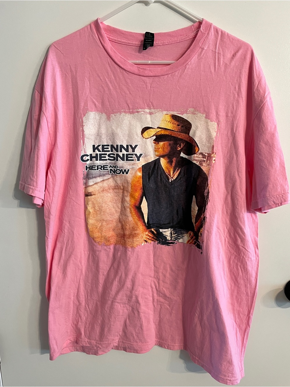 Men’s size XL Anvil Kenny Chesney Tee shirt